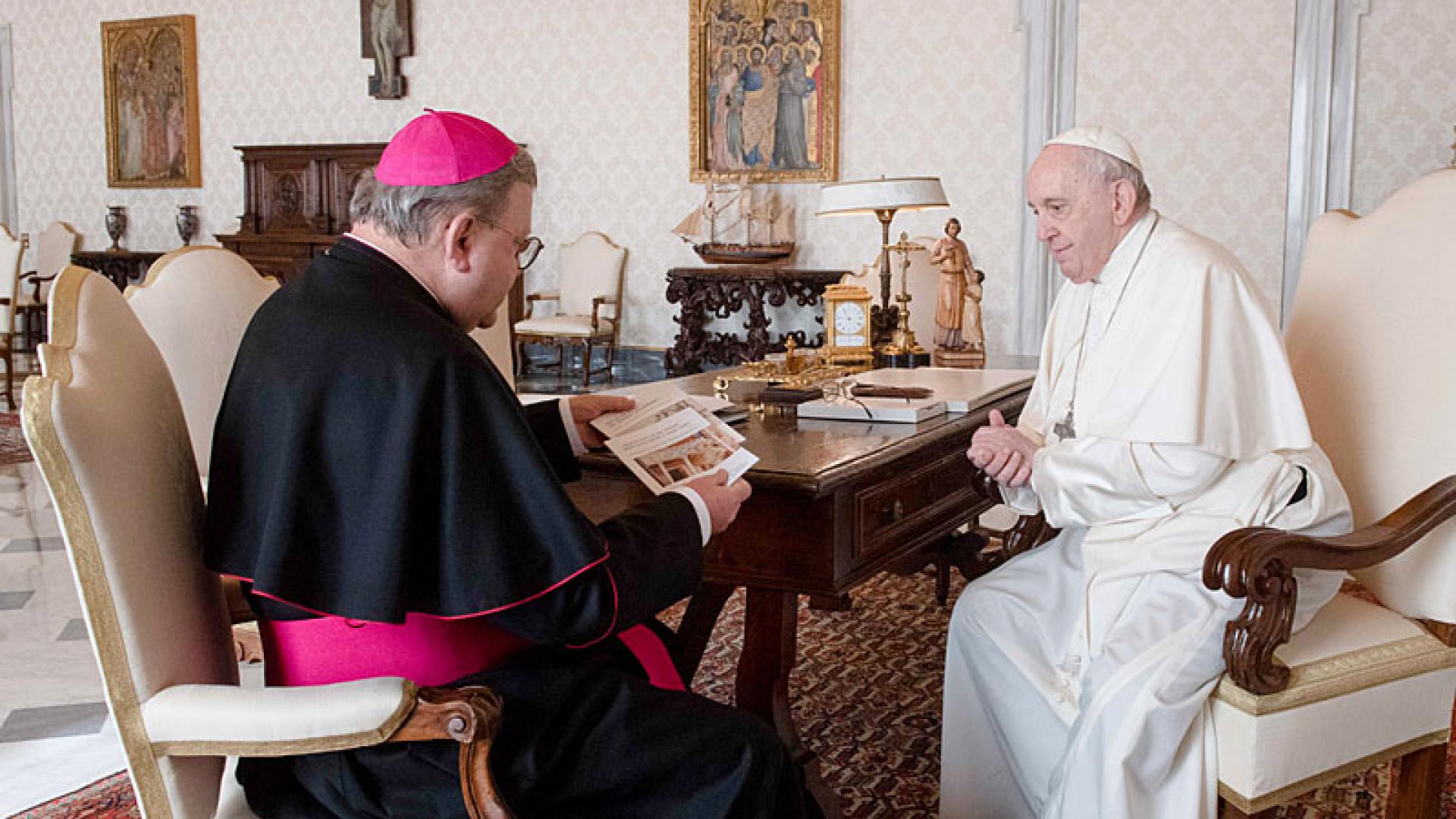 22_03_bischof_papst.jpg