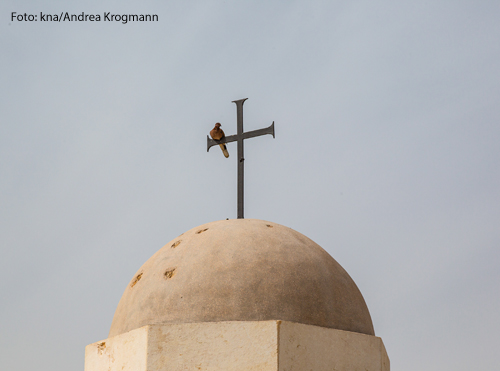 Die Kuppel mit einem Kreuz der Kirche Sankt Johannes der Täufer an der Taufstelle Qasr al-Yahud auf dem Gelände der Franziskaner am Jordan in Israel am 11. März 2021.