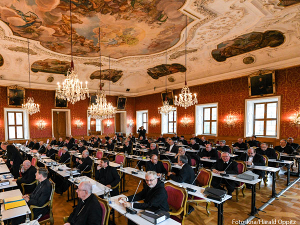 Foto: kna/Harald Oppitz