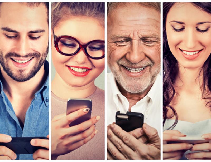 „Facebook hilft, in Kontakt zu bleiben“