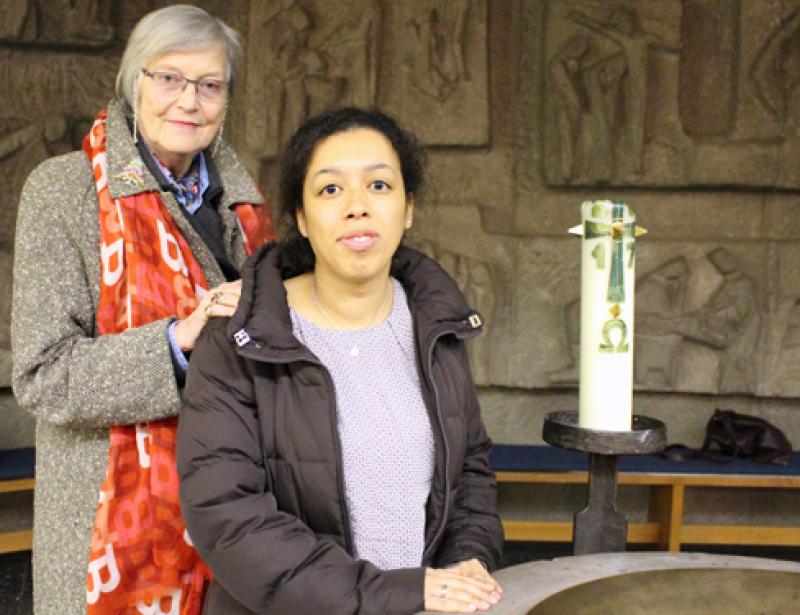 Taufpatin mit Herz und Hand