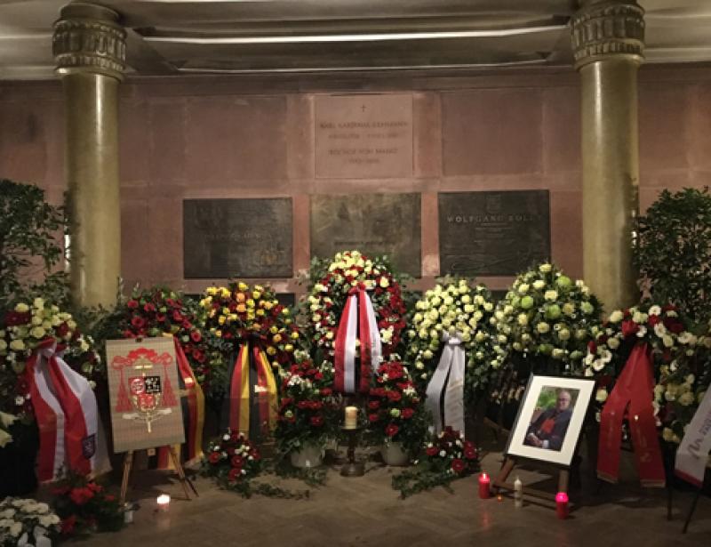 Der Kardinal ruht in der Bischofsgruft