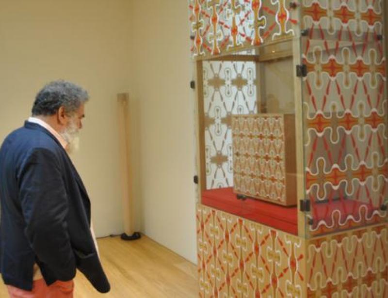 Diebe tragen Christus auf die Straße