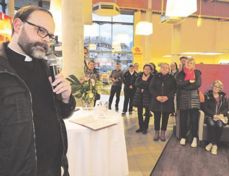 Die Bibel gehört in die Welt