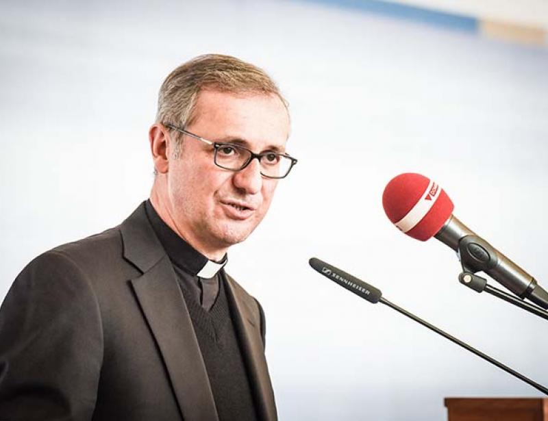 Erzbischof wendet sich an Rom