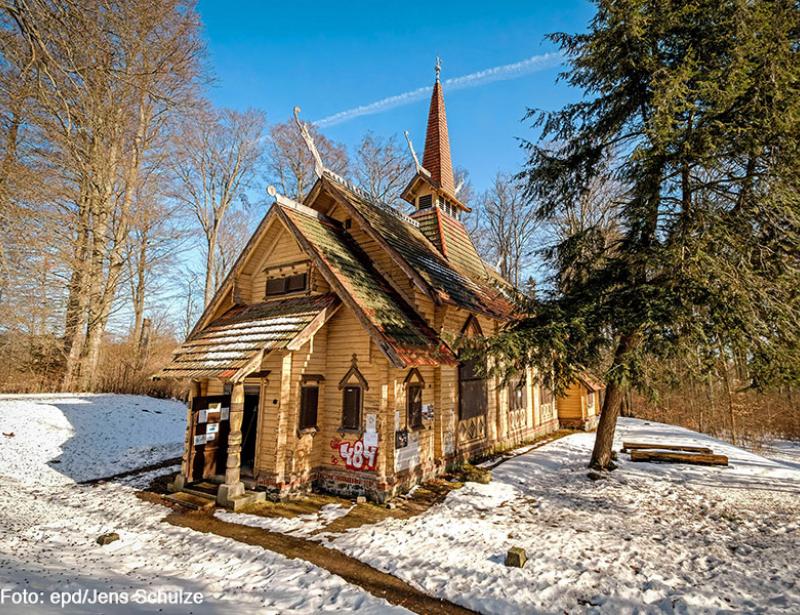 Spektakulär! Eine Kirche zieht um