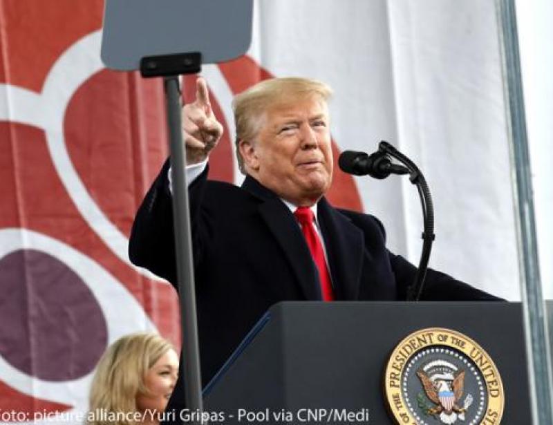 Trump umgarnt die Katholiken