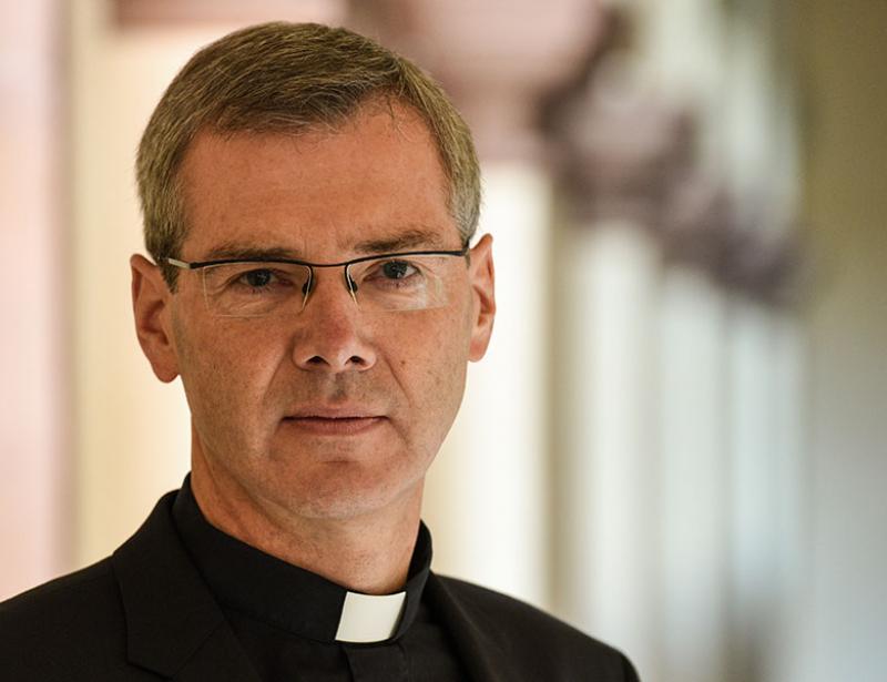 Hildesheimer Bischof will "Wahrheitskommission" zu Missbrauch