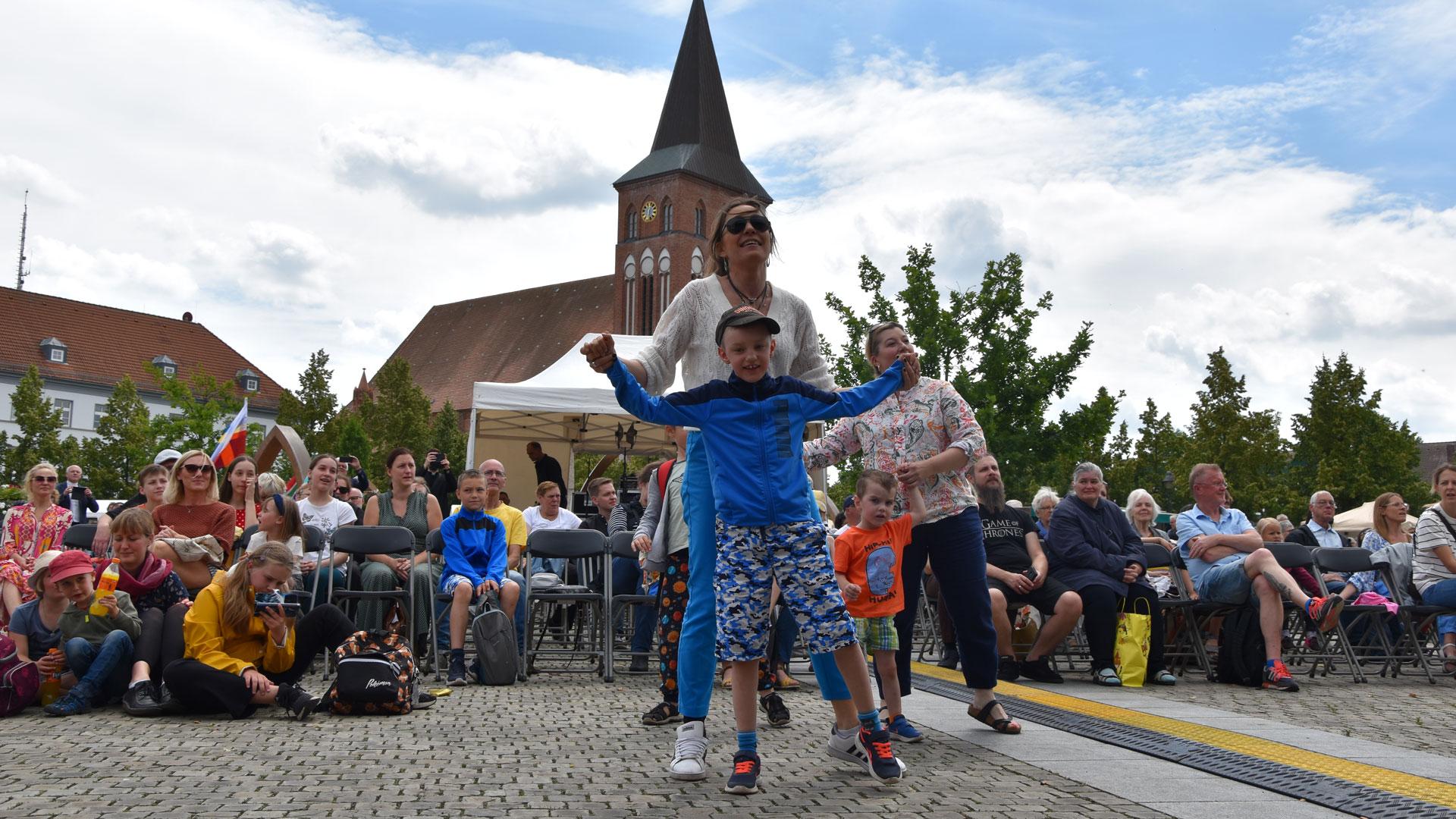 Marktplatz und Marienkirche von Pasewalk