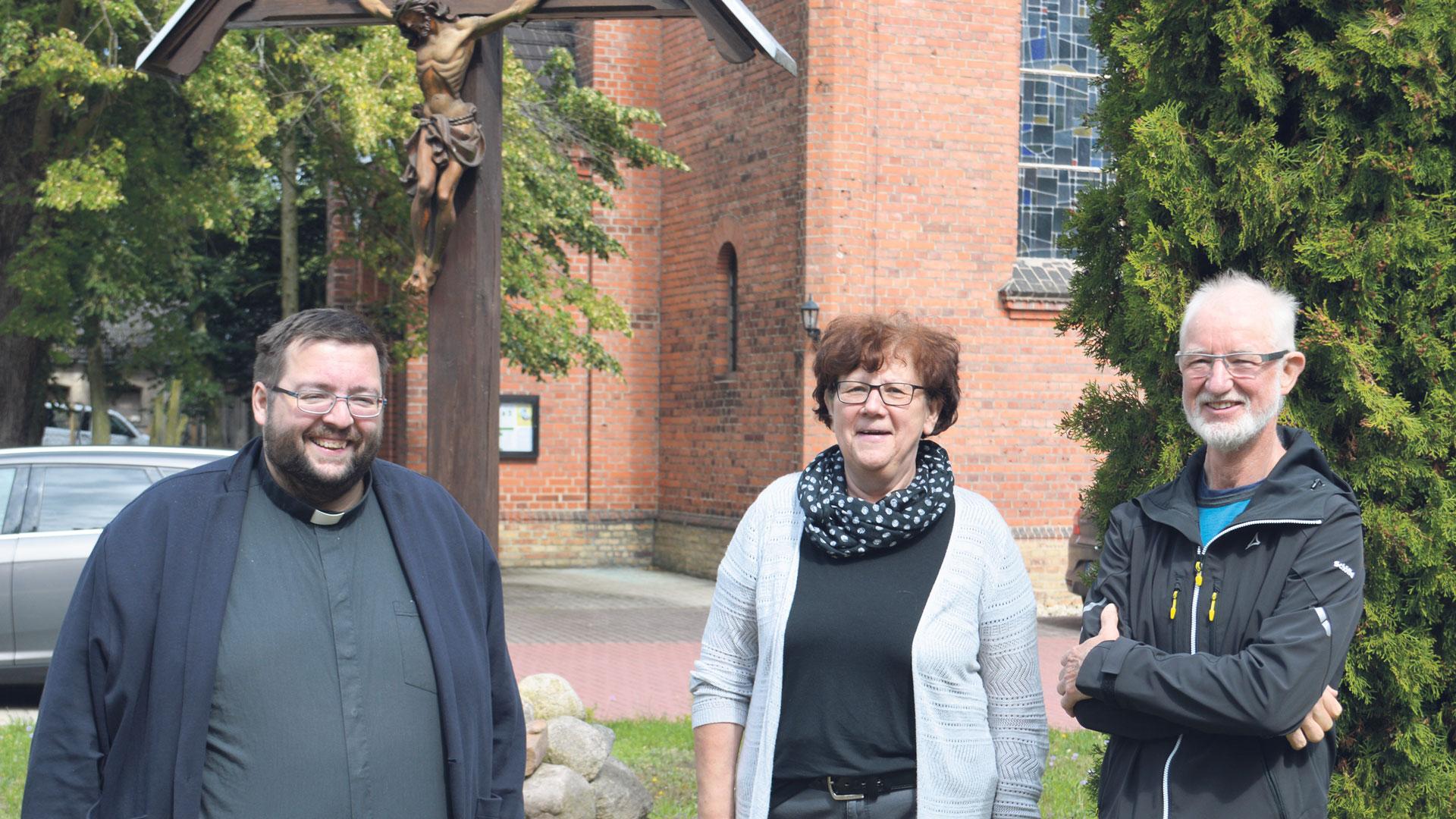 Pfarrer Michael Noack, Eleonore Pusch und Roman Dybek
