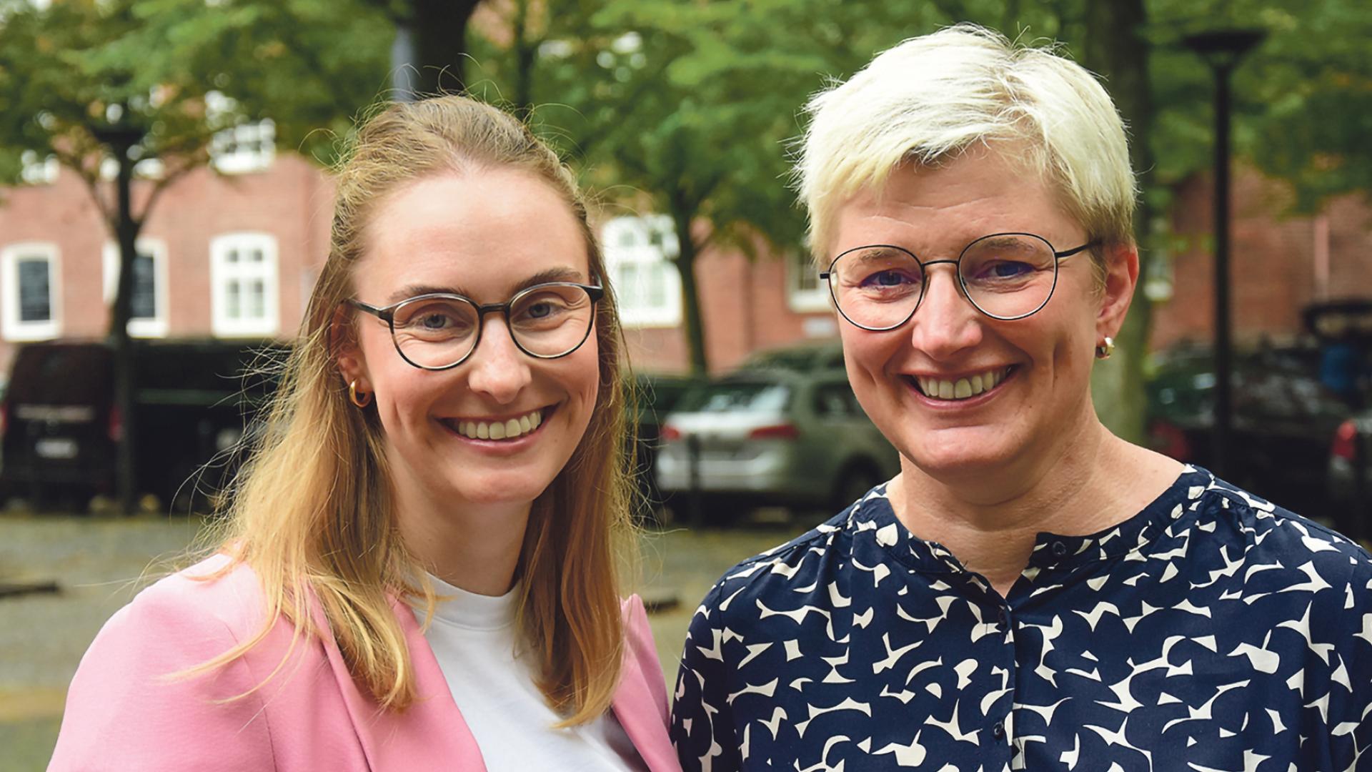 Xenia Kalkmann, zuständig für Personalwerbung im Bistum, und Katja Schmitt (Ausbildung Gemeindereferenten).