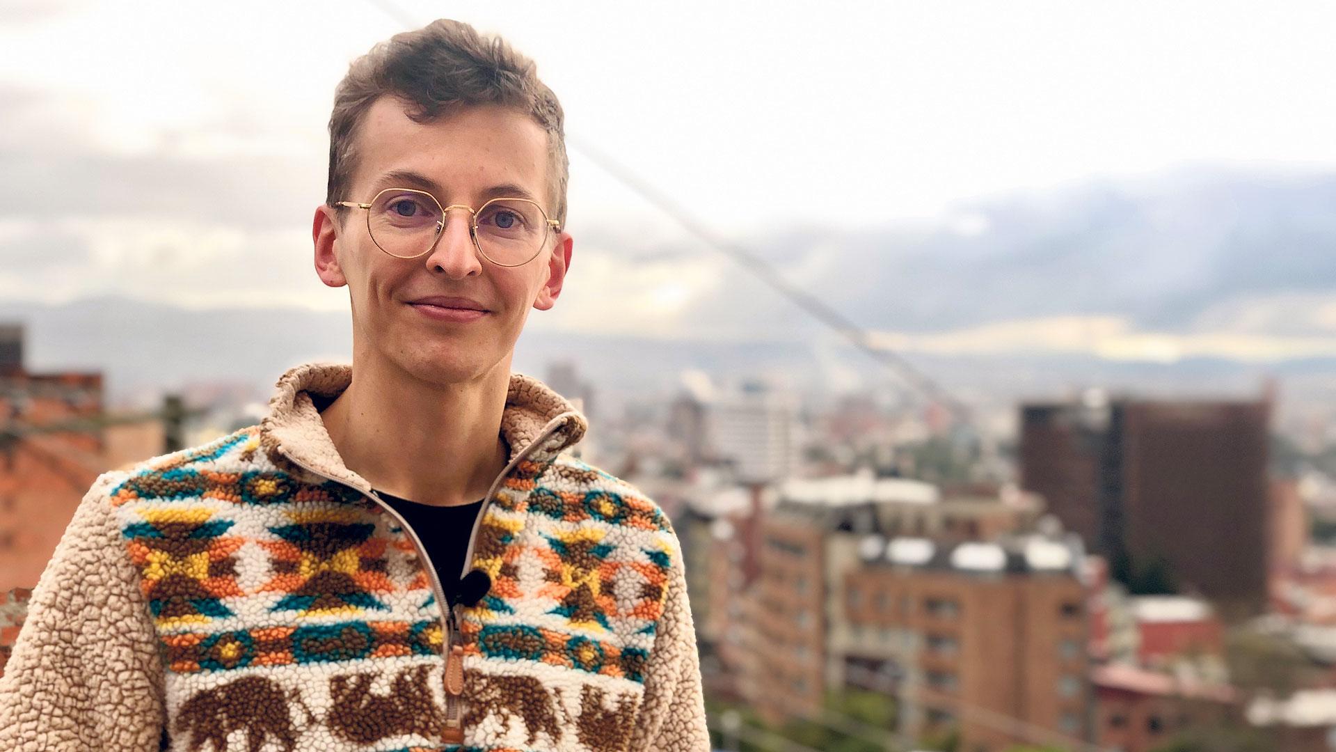 Der Jesuit Fabian Retschke (30) in Bogotá in Kolumbien