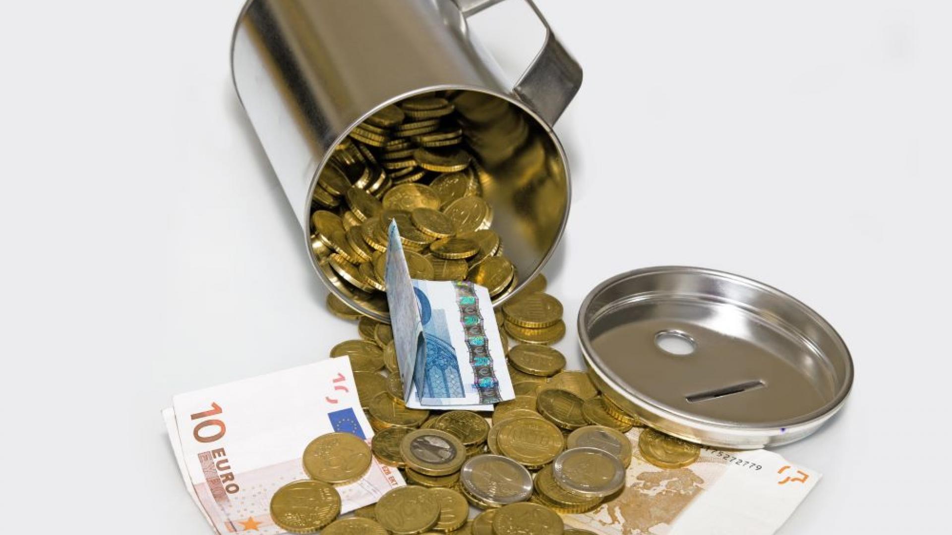 Geld in der Spardose