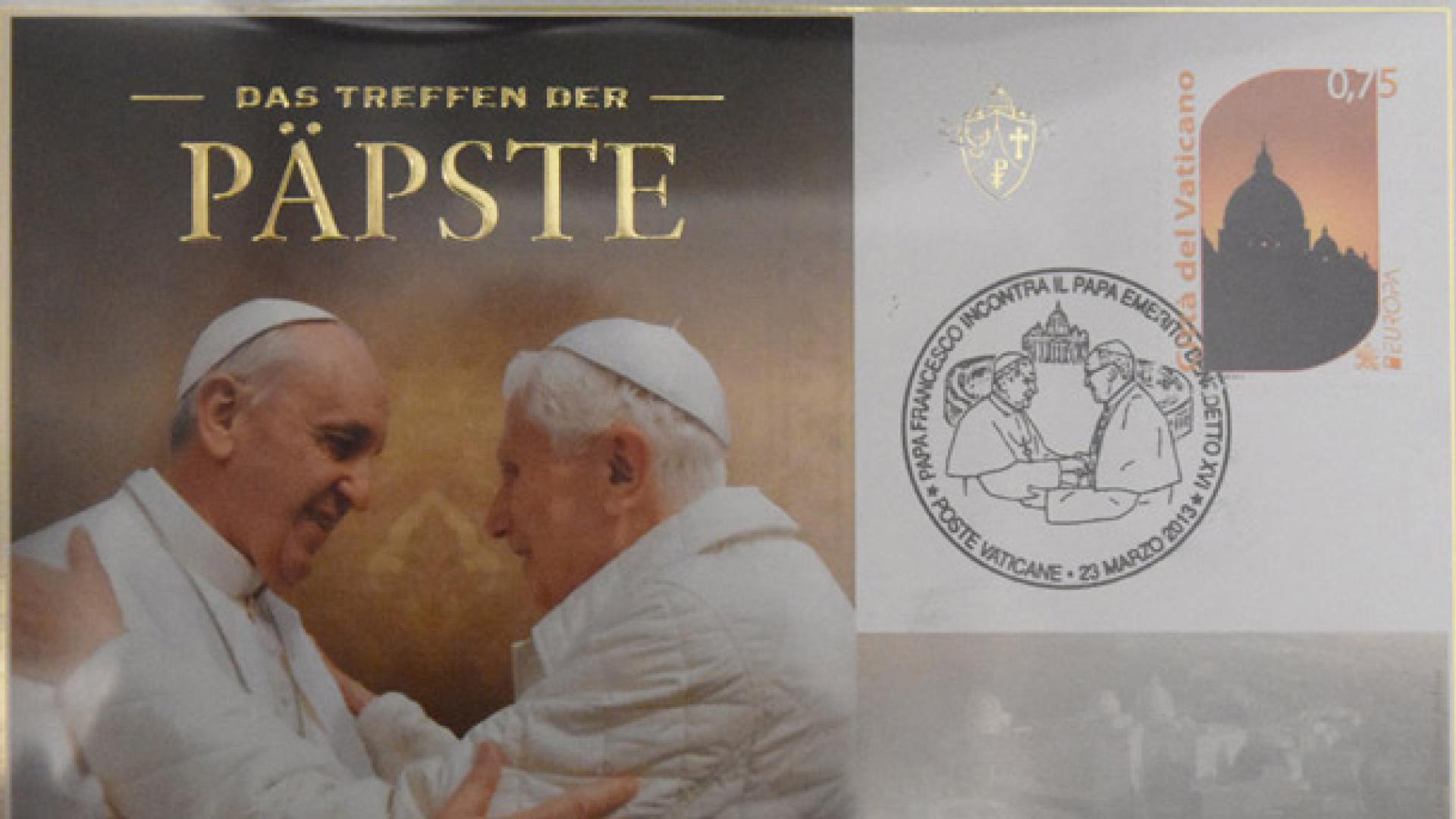 Briefmarke mit Papst Franziskus und Benedikt