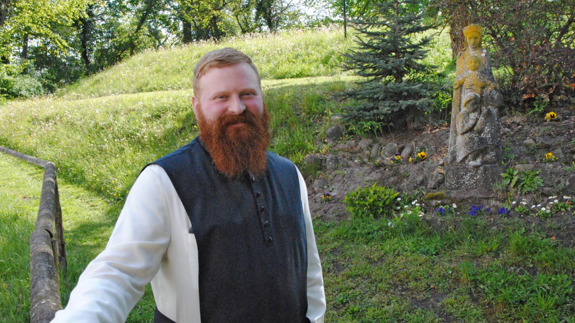 Pater Niklaus, Neuzelle