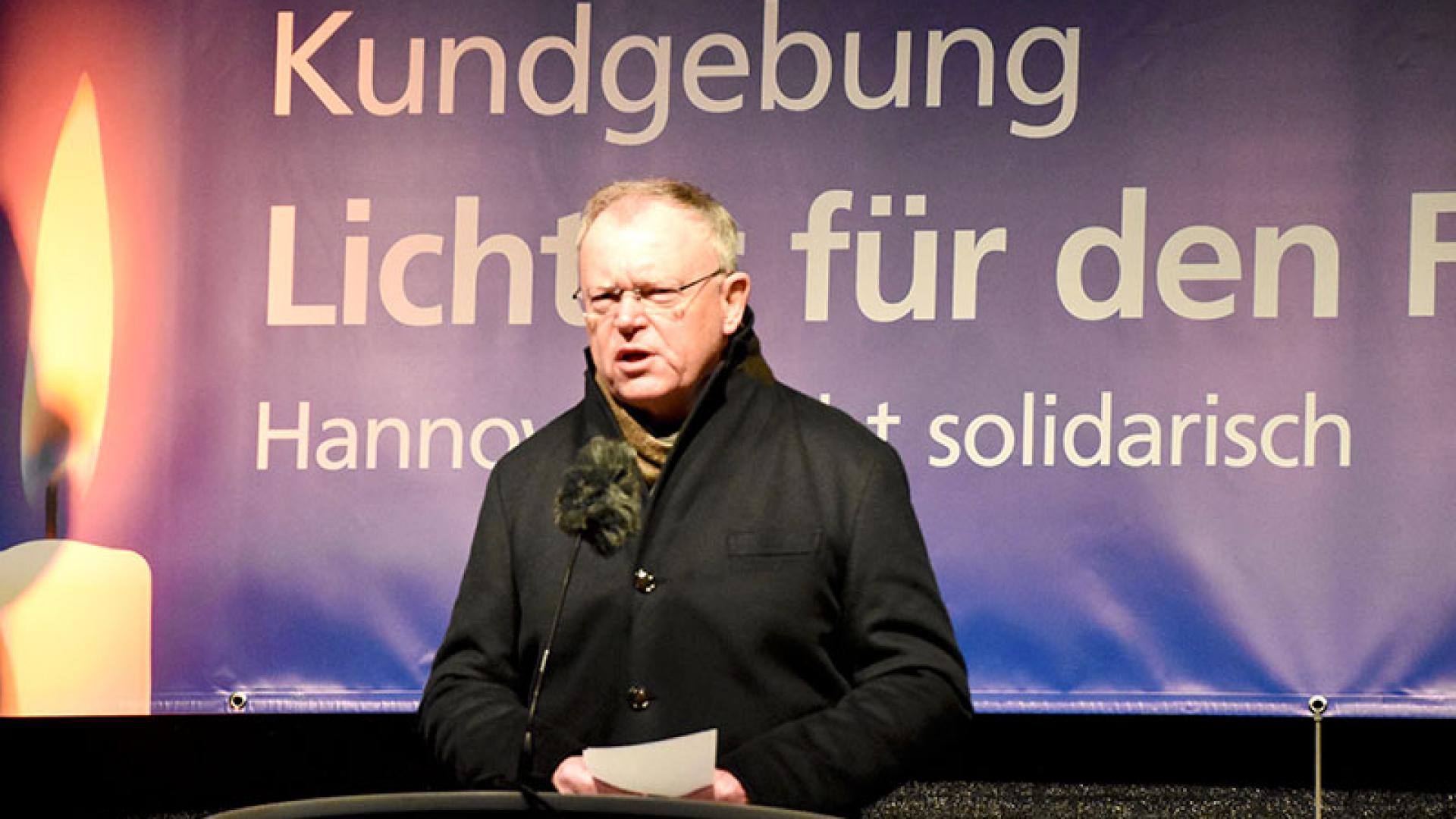 Lichter-fu%CC%88r-den-Frieden-Weil.jpg